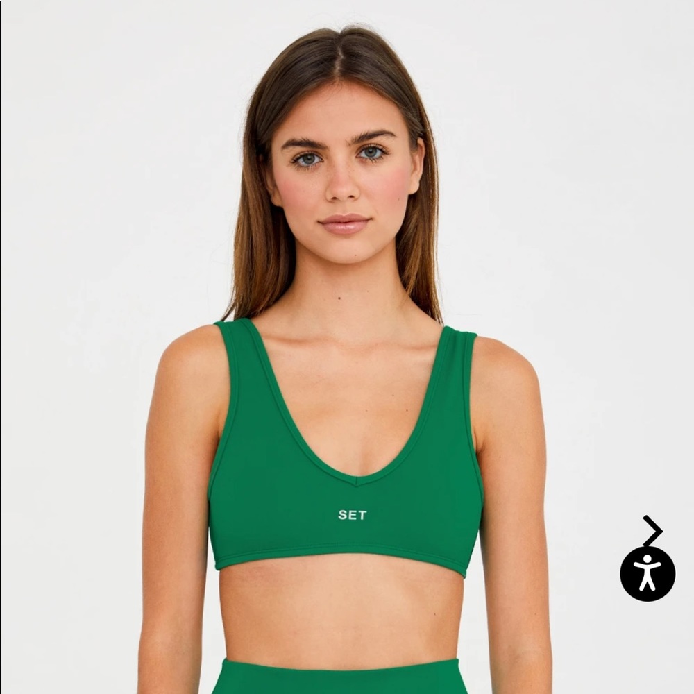 New Set Active Palm Dip Bra Size Large 🌴